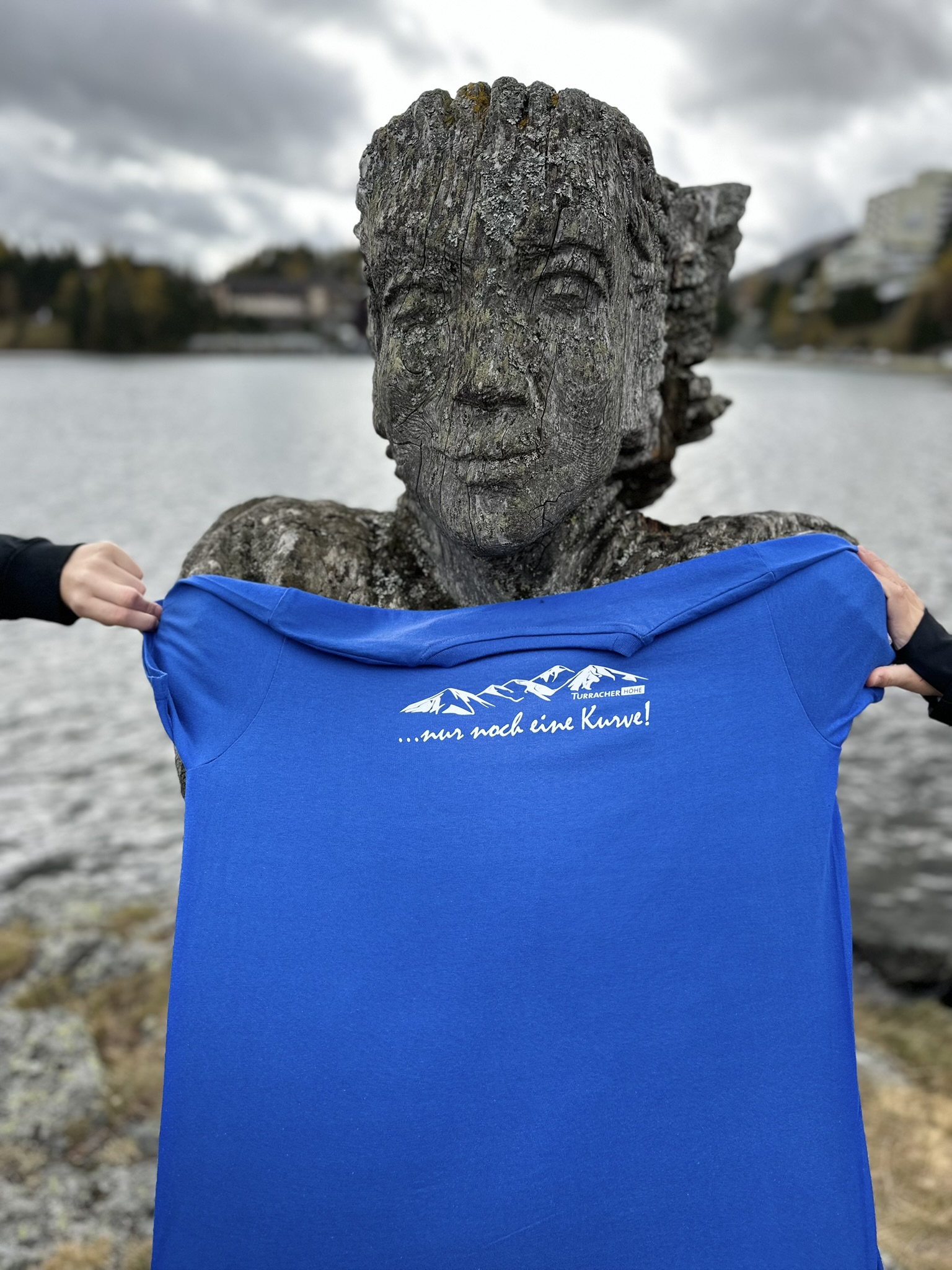 T-Shirt "...nur noch eine Kurve!" blau