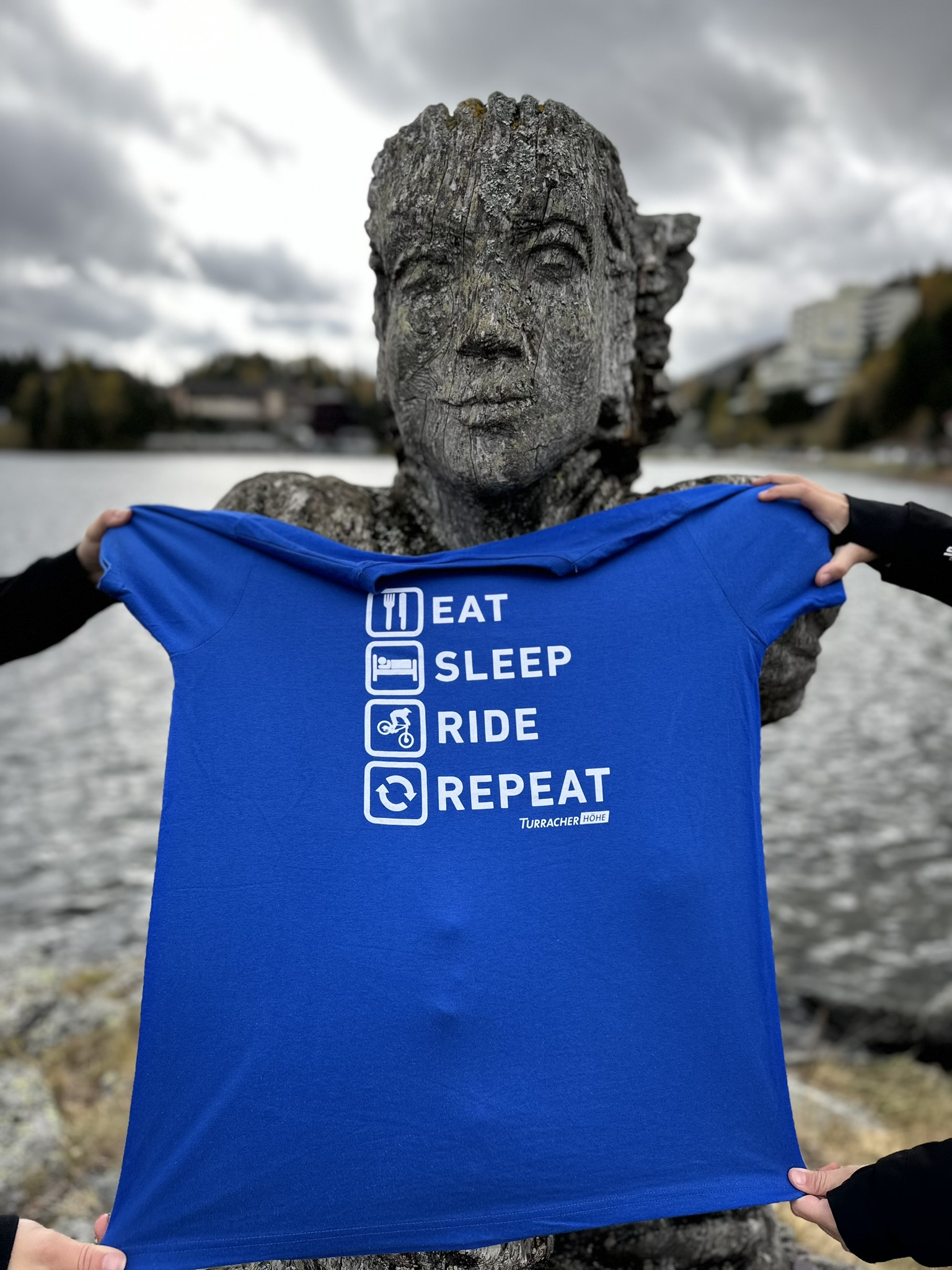 T-Shirt "Eat - Sleep - Ride - Repeat" blau