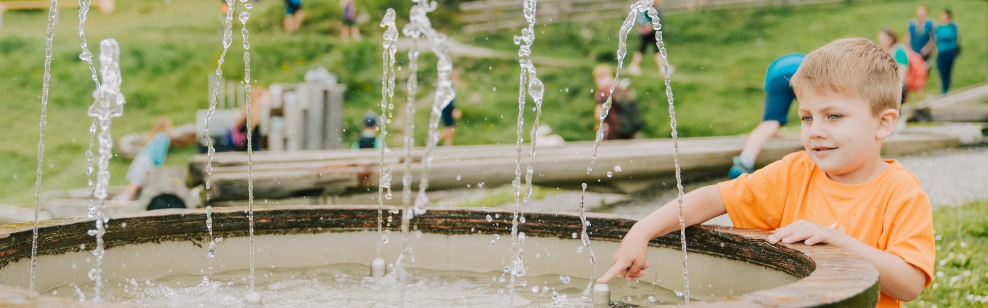 Familie-Almzeit-Kulinarik-117 ©WEKNOWMEDIA Familie-Almzeit-Kulinarik-117 ©WEKNOWMEDIA