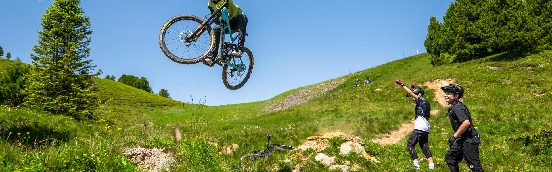 Rossmann-MTB-24
