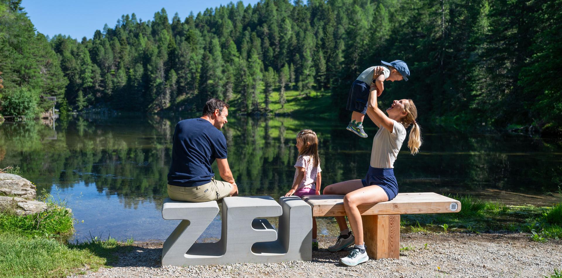 ZEITplatz_Die Ringe der ZEIT_Turracher H&ouml;he_Familie_Nockberge_Sommer &copy;Christoph Rossmann_MBN Tourismus (24)
