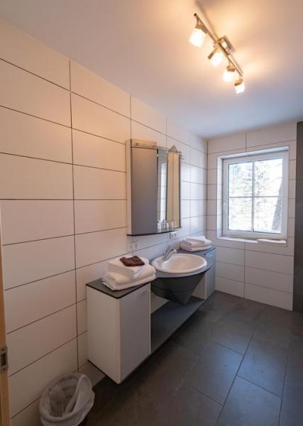 birkhuhn badezimmer