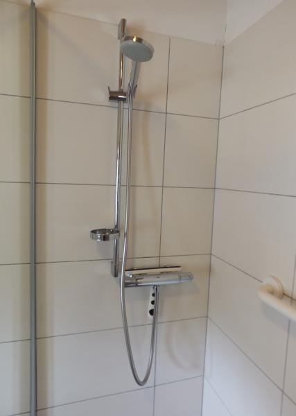Dusche EG-1