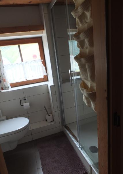 Dusche WC 1.OG-1