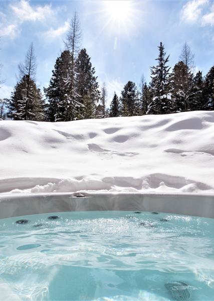 auen-jacuzzi_48640666258_o