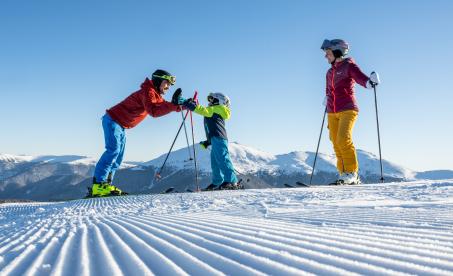 Skifahren_Turracher Höhe_Familie_Nockberge_Winter © Christoph Rossmann_MBN Tourismus (24)