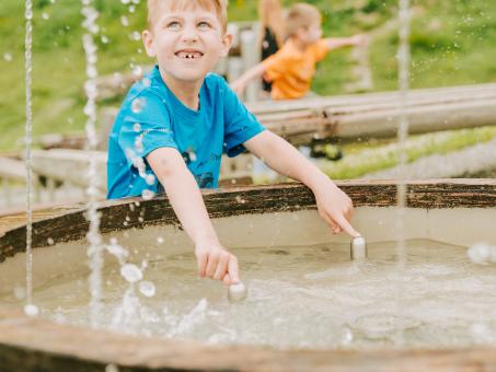 Familie-Almzeit-Kulinarik-115 ©WEKNOWMEDIA