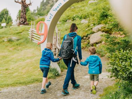 Familie-Almzeit-Kulinarik-57 ©WEKNOWMEDIA